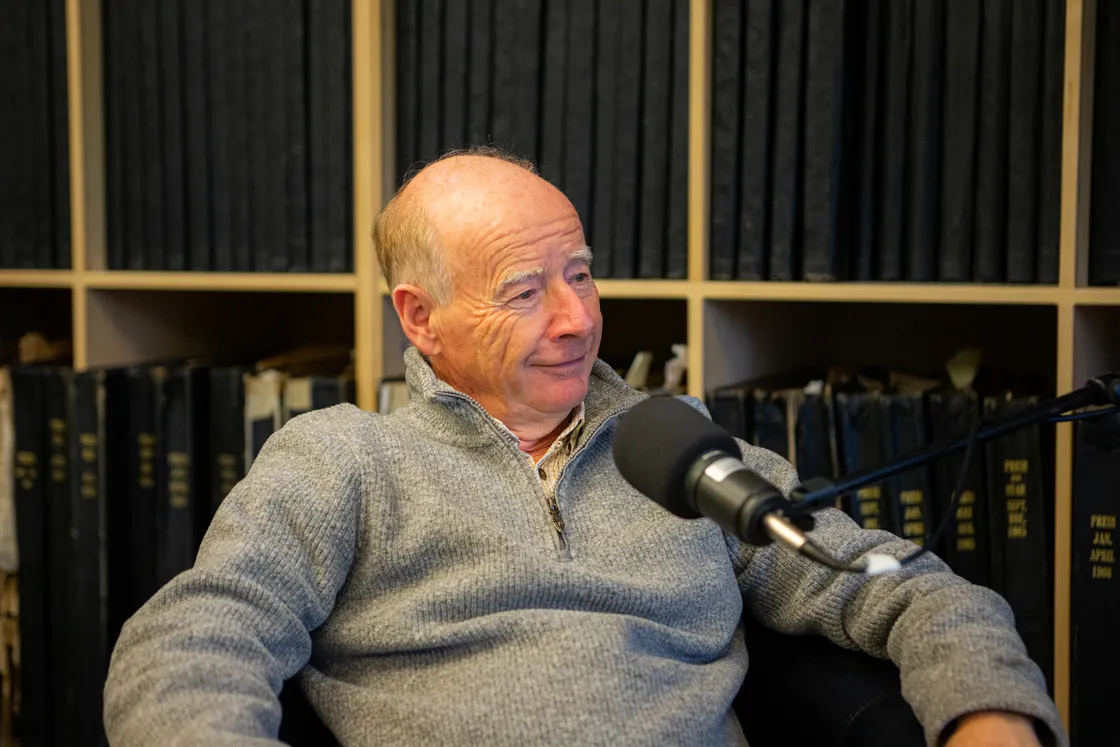 Deputy Oswald, a consultant physician before entering politics, was a founder and past chairman of the Medical Specialist Group