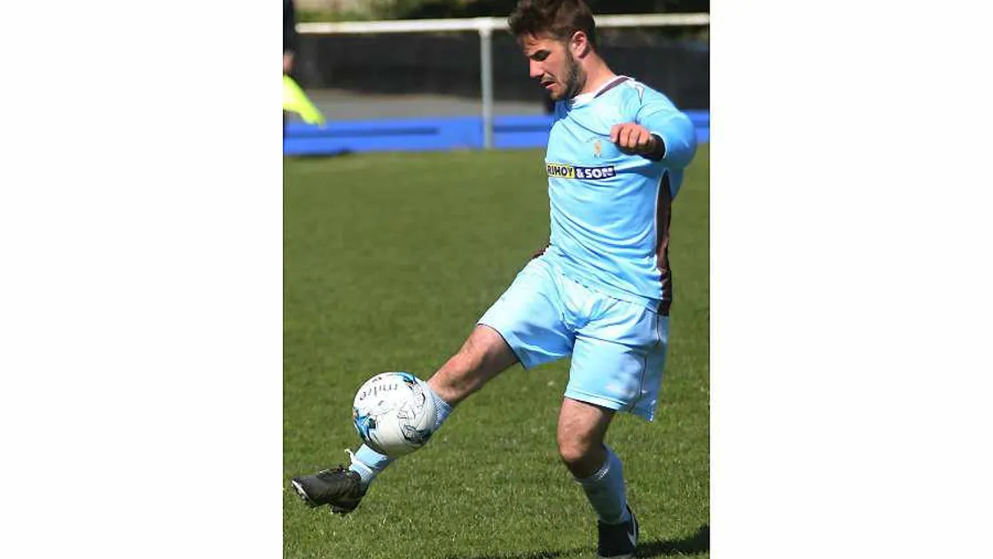 North look to move closer to another FNB Priaulx League title tonight