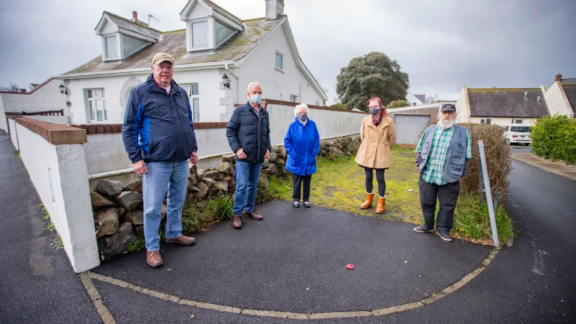 Vale residents are dismayed about plans for narrow home