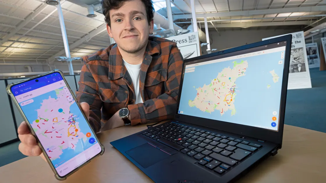 Luke Jameson has created the web page roads.gg, which uses the States’ roadworks website but puts it in a much more readable format. It also allows users to update it in real time