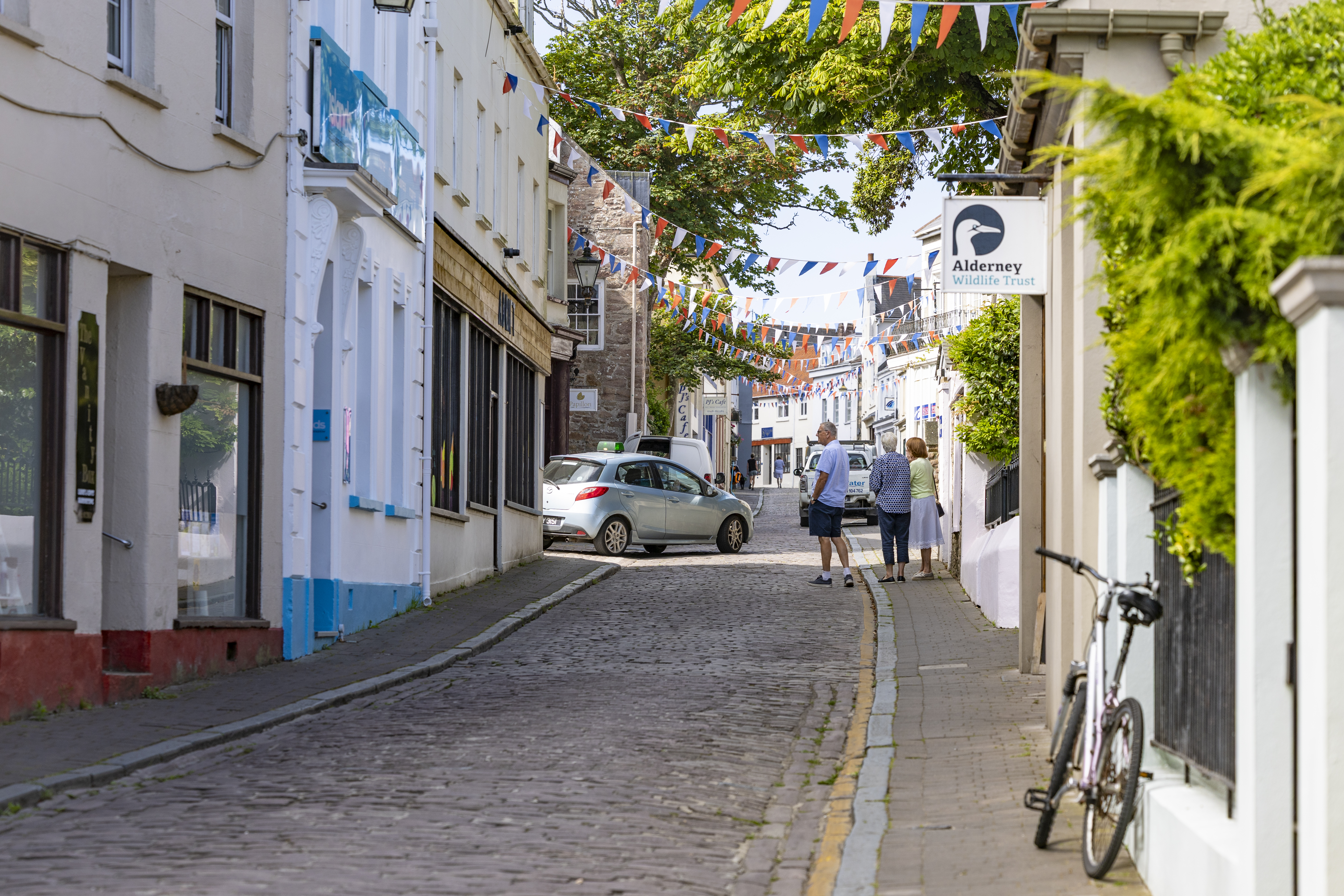 Signs out for independence as Alderney feels let down
