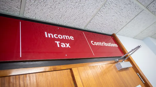 Direct debit errors affect social security payments