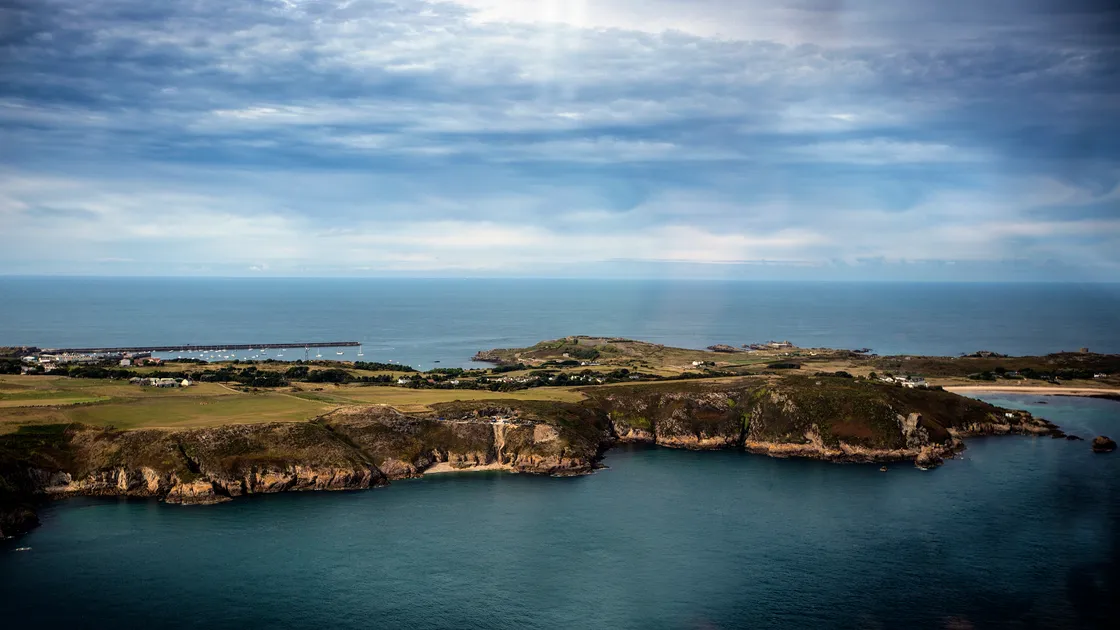 Alderney aerial picture (26567121)
