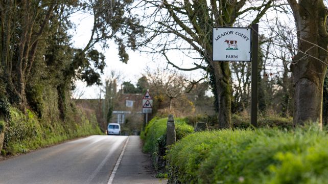 Meadow Court Farm applies for a bigger cow shed