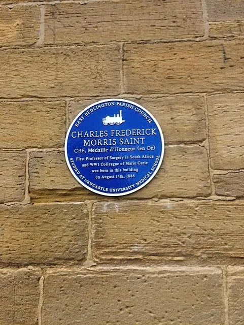 The blue plaque campaign was led by East Bedlington councillor John Batey after being contacted by Professor Saint's great-nephew.