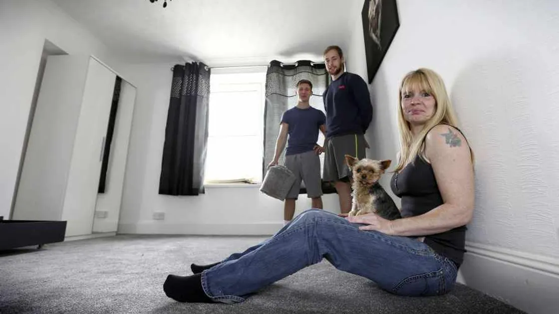 Single mum is floored by generosity