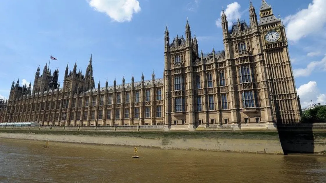 UK Treasury minister Jesse Norman has told a Commons select committee in a letter that Crown Dependencies and Overseas Territories with finance centres will work with the UK government on delivering publicly accessible registers of the beneficial ownership of companies. (29280597)