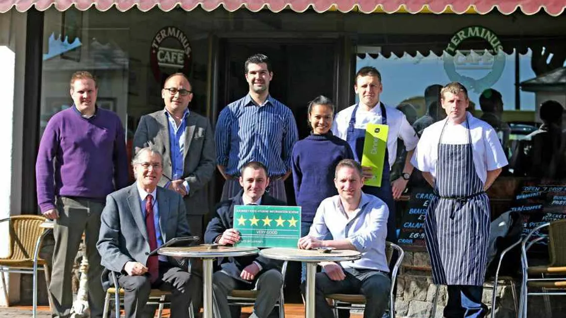 Star system names and shames food businesses