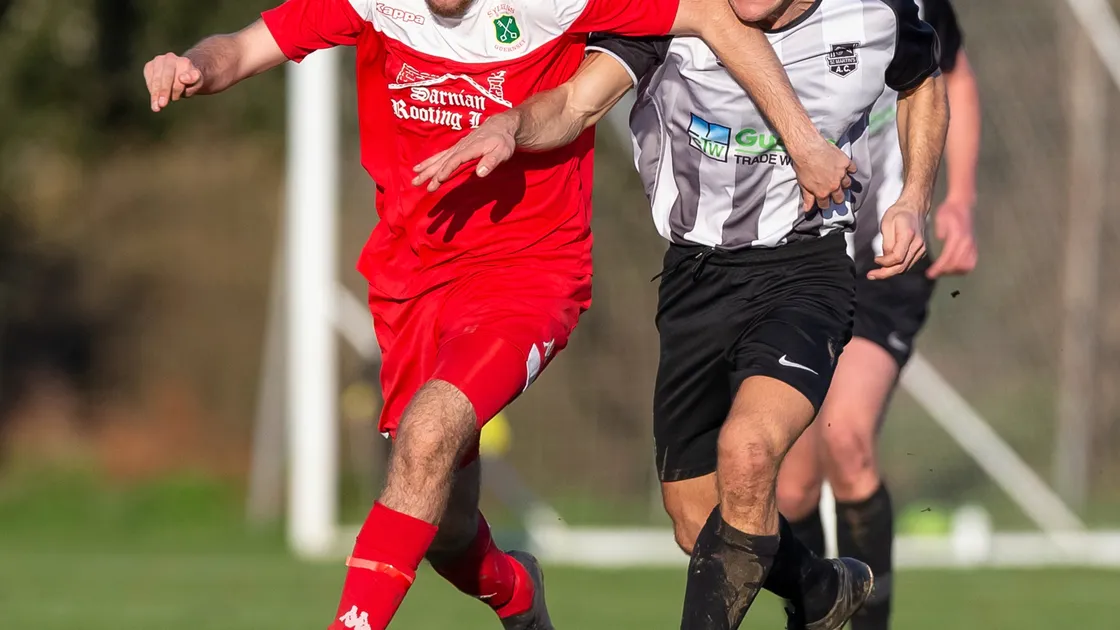 Fallaize and Smeed to stay for whole season