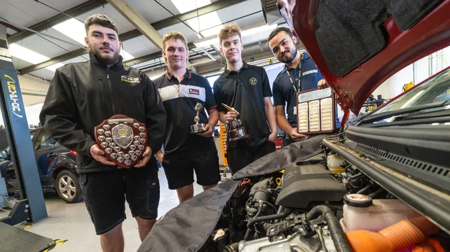 Trainee mechanics pick up Apprentice of the Year awards