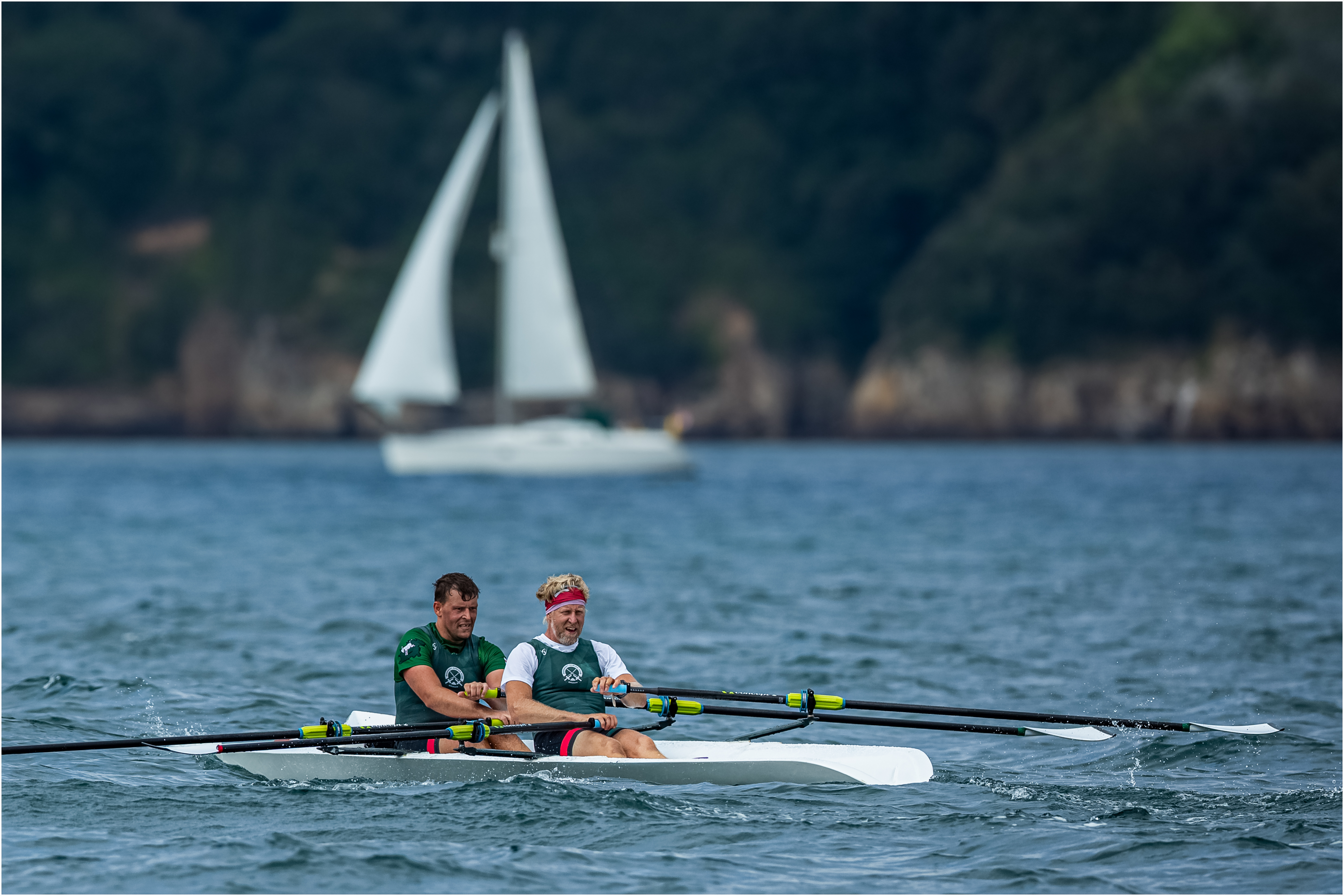 Doubles maintain strong form as quads get unlucky in race to France