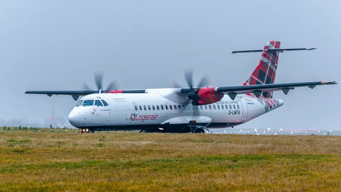Deputy Lyndon Farnham said that Jersey was ‘keen to say yes to everything’ and had been disappointed by Guernsey’s approach in not allowing Loganair to operate in and out of the island.